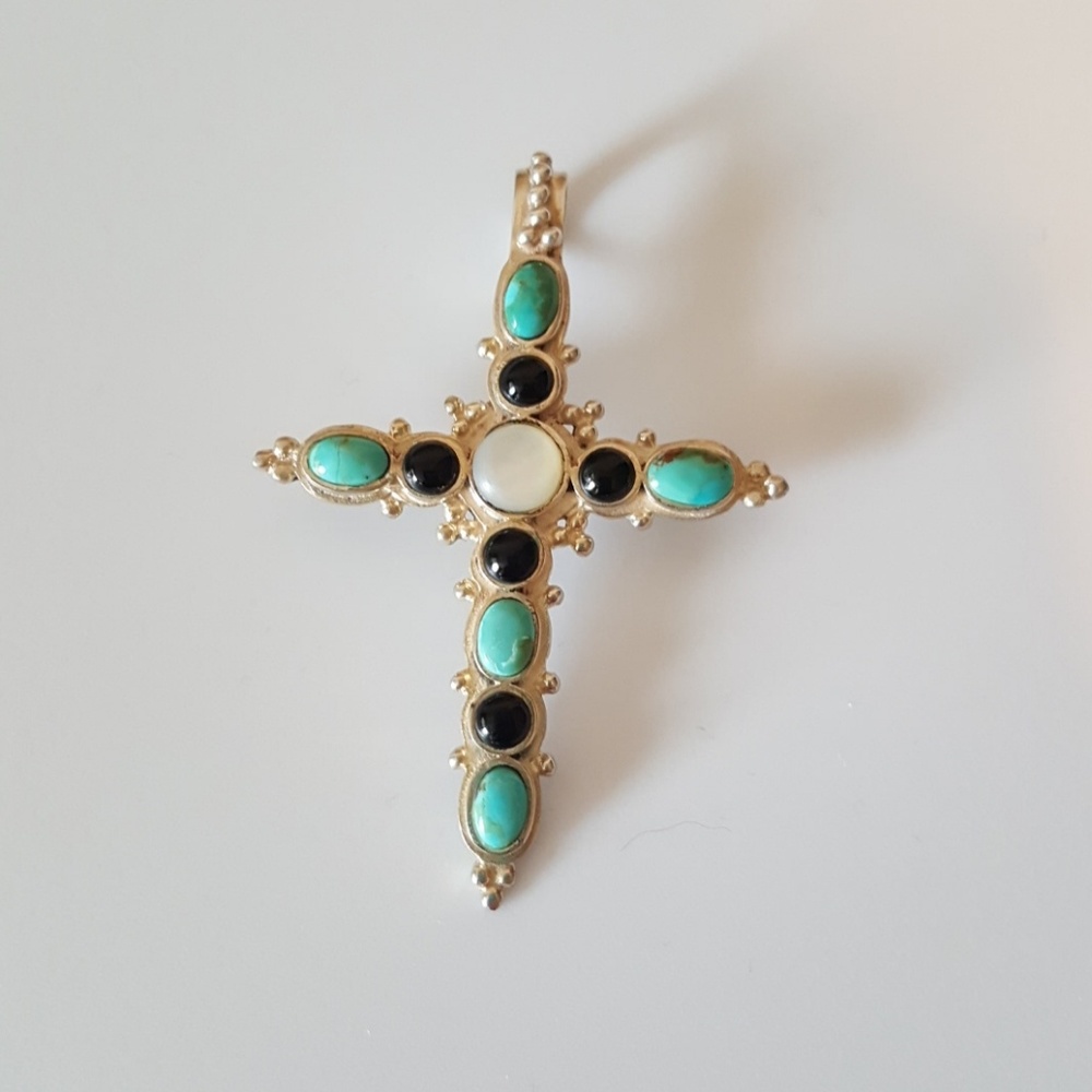 Beautiful Sterling Silver Cross Necklace